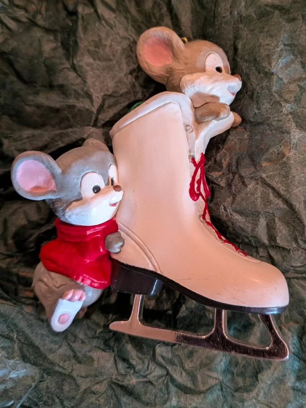 Vintage Hallmark-Friendly Push Mouse (Mice) Ornament 1994